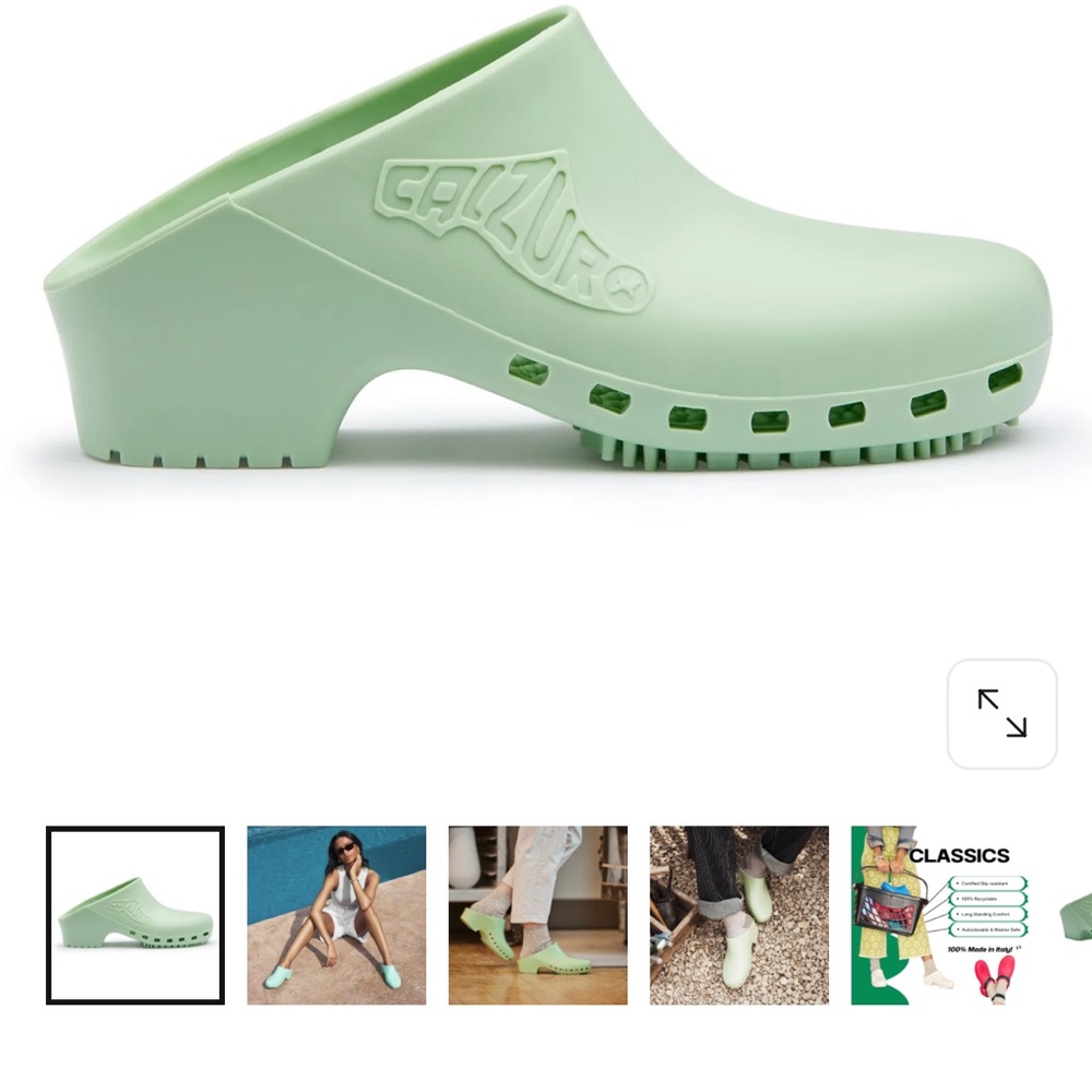 Calzuro Women's Mint Green Clogs